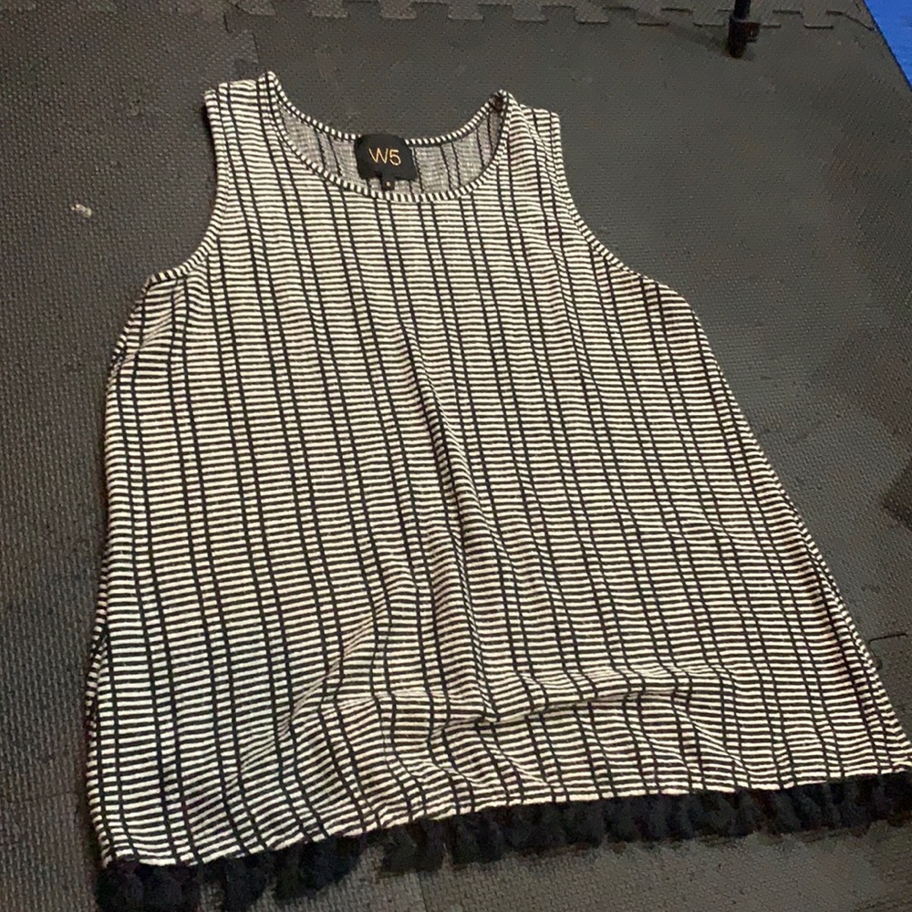 W5 Size Small Top